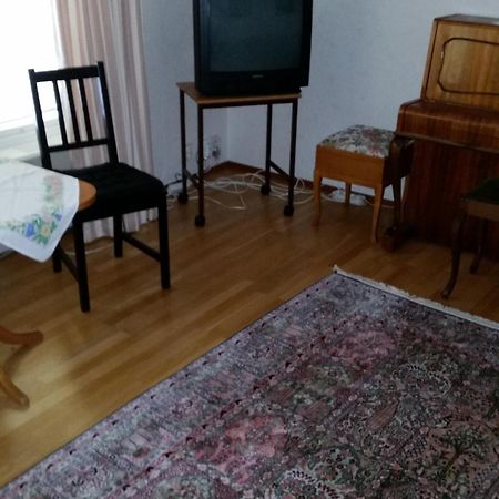 Marja-Liisa Vitikainen Apartman Kungsängen Kültér fotó